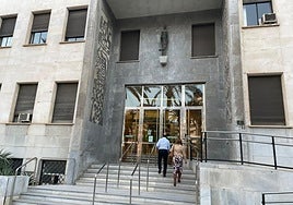 Condenado por intentar matar con una piedra a un hombre en un poblado chabolista de Níjar