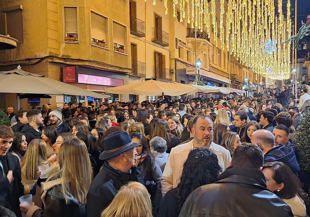 Imagen principal - Jaén tiene ganas de Navidad