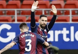 Antonio Puertas pide perdón a los aficionados del Granada tras un segundo gol luego anulado.