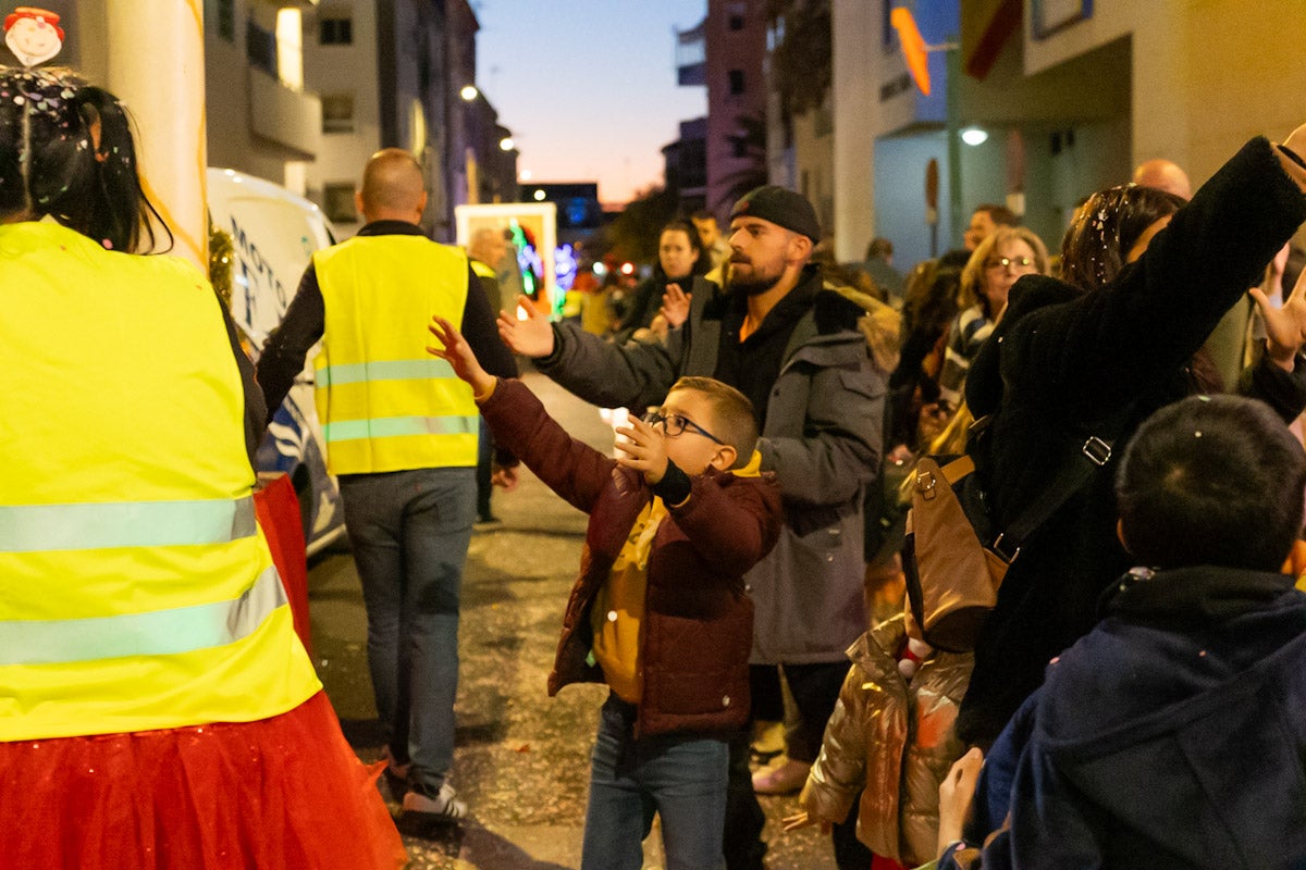 Las imágenes de la cabalgata de Papá Noel en Granada