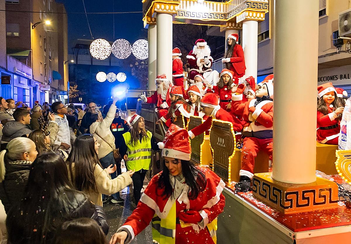 Cabalgata de Papá Noel en Granada.