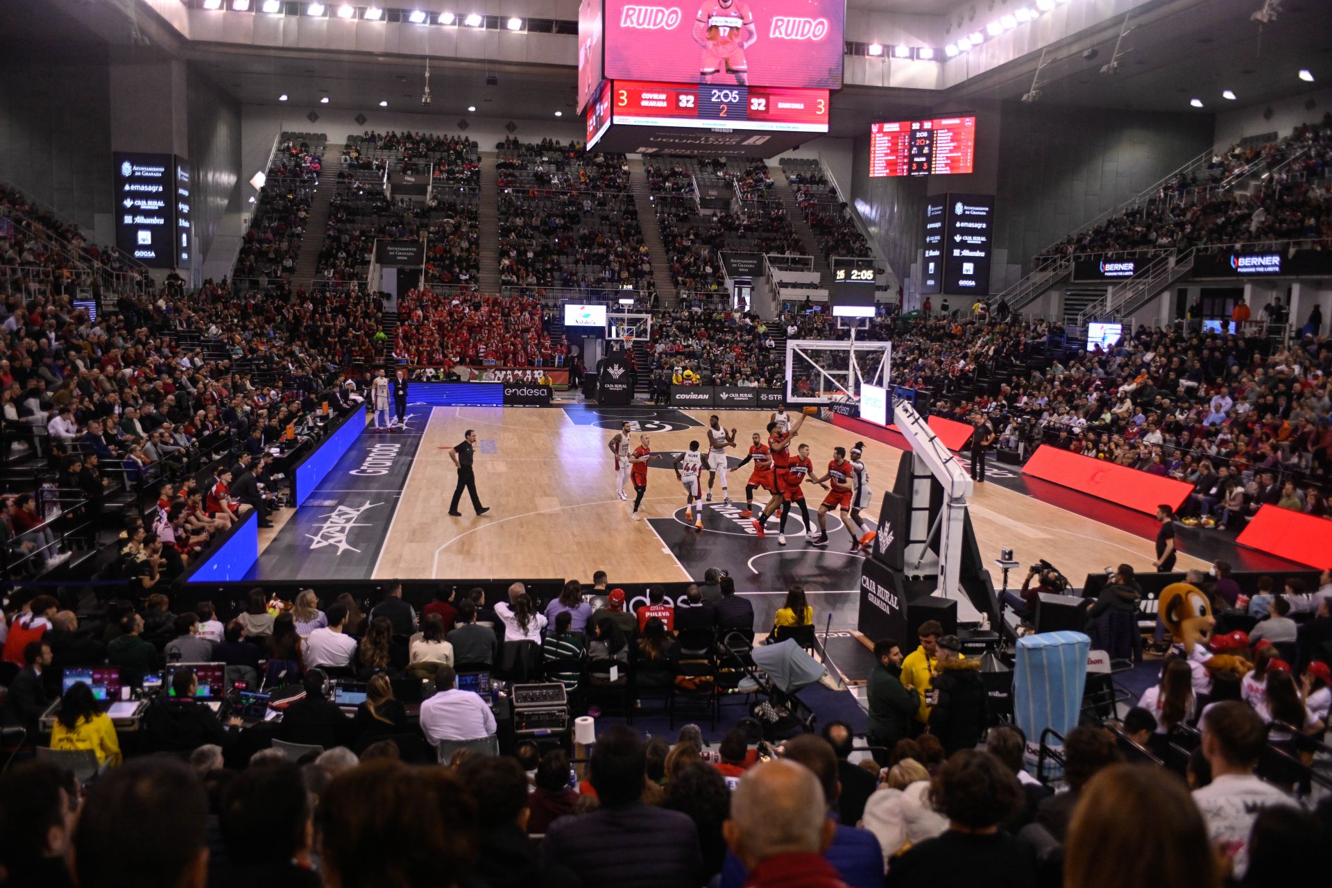 Noua anota ante el Baskonia, el Covirán no volverá al Palacio hasta el 5 de enero de 2024.