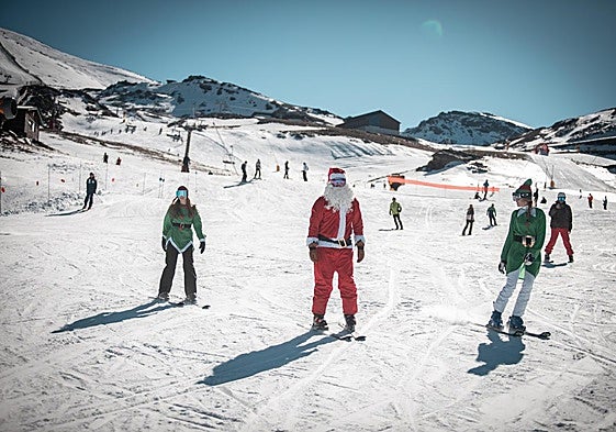 Sierra Nevada recibe más de 3.000 visitas entre Nochebuena y Navidad.