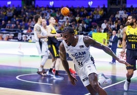 Dylan Ennis, puntal del UCAM.