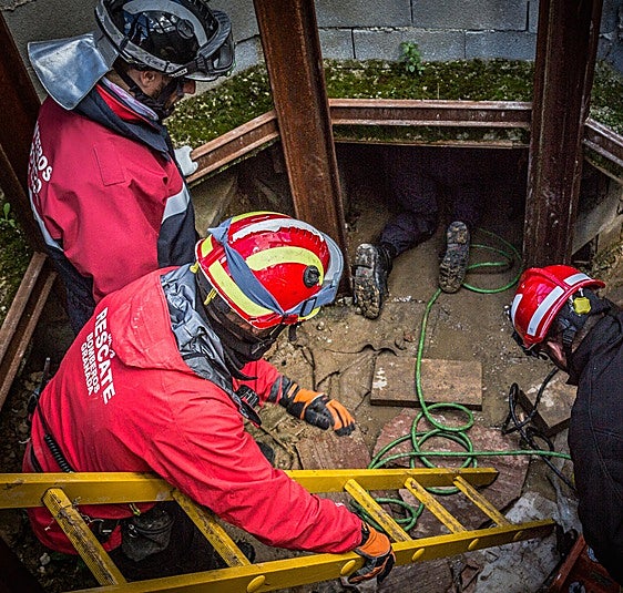 Bomberos de Granada: tres décadas de rescates y servicio