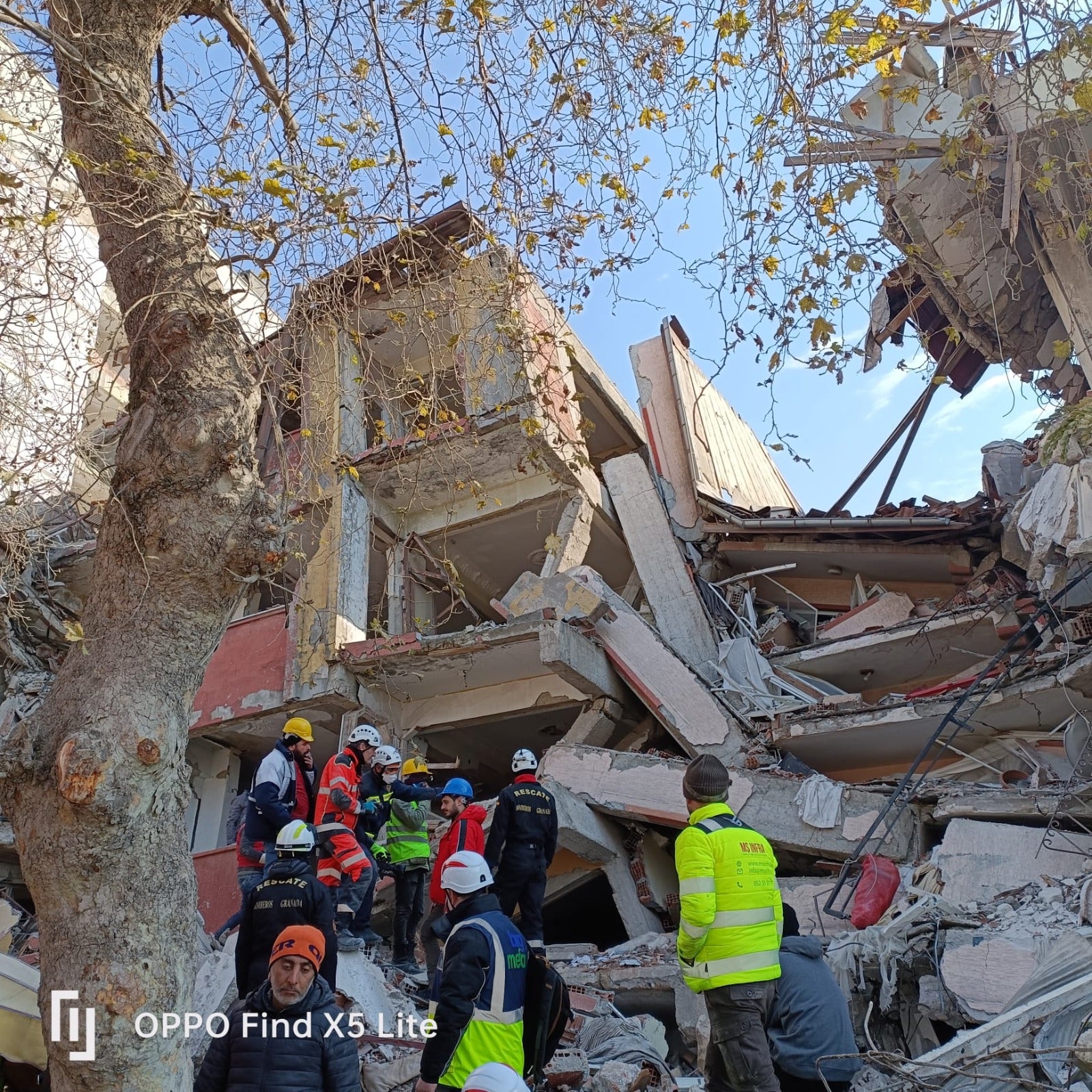 Bomberos de Granada: tres décadas de rescates y servicio