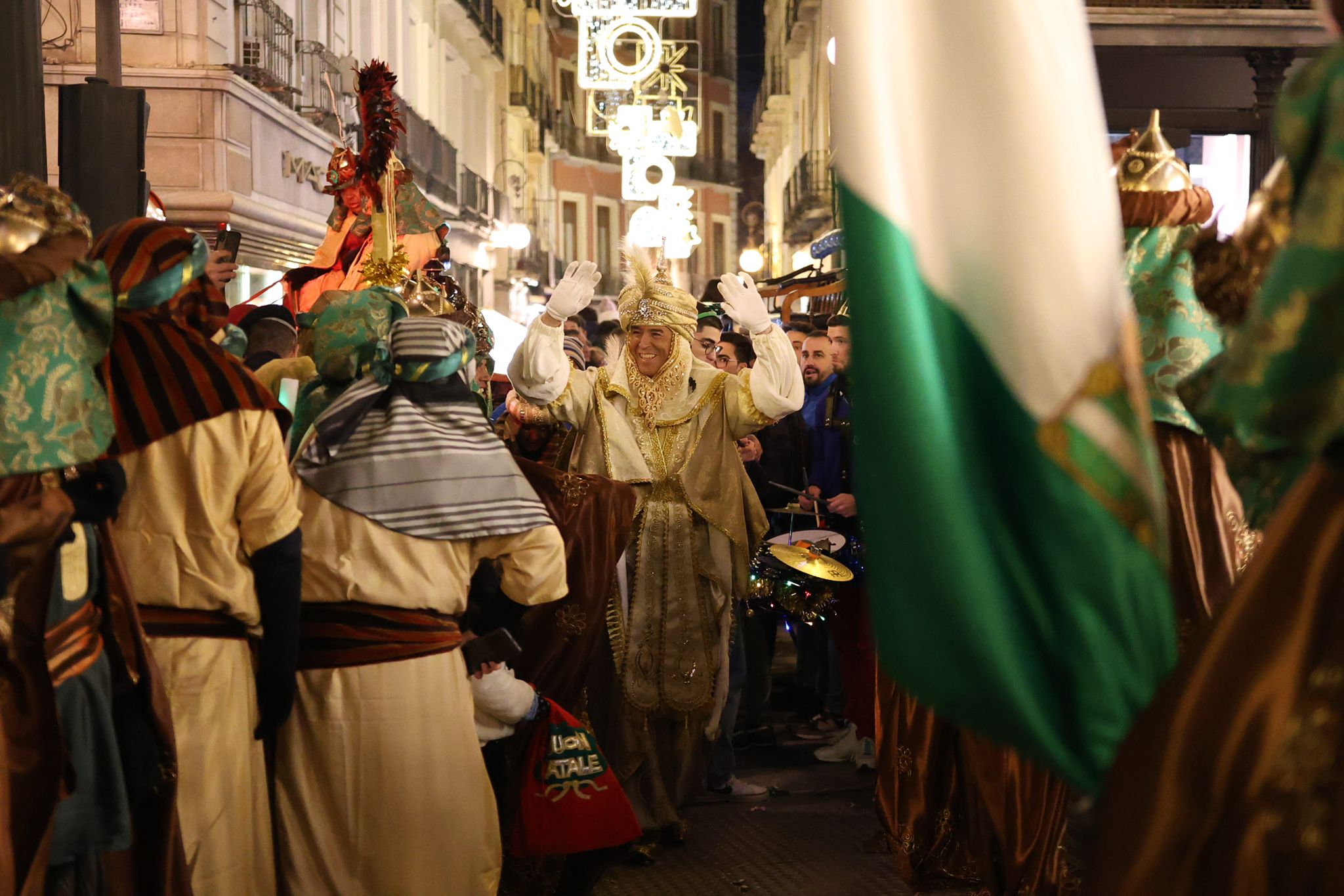 Las imágenes que no has visto de la cabalgata del Heraldo en Granada