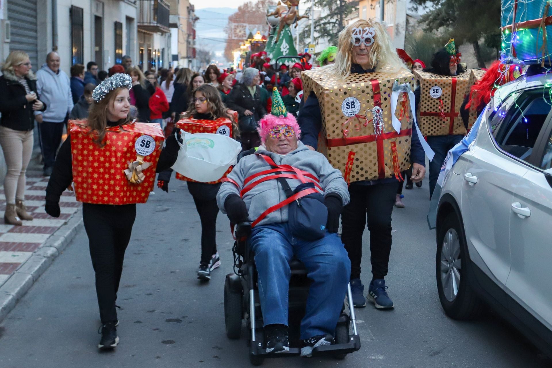 Las mejores imágenes de la cabalgata de los Reyes Magos en Pinos Puente