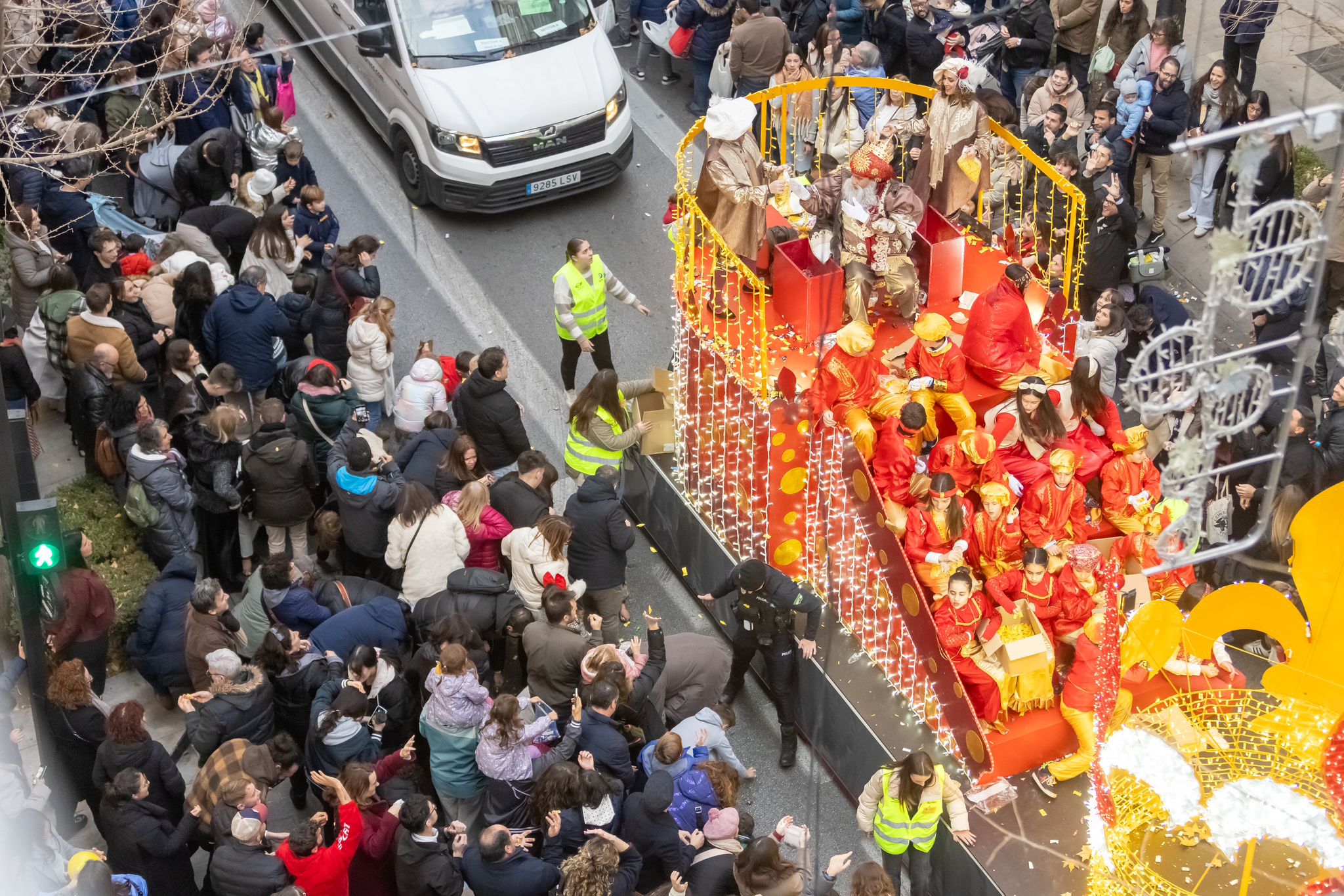 La Cabalgata de Reyes de Granada vista desde dentro