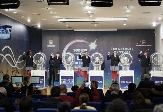 El segundo premio del Sorteo de Lotería de El Niño, el 06766, cae en Granada, Atarfe y Almuñécar