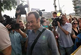 Francesco Arcuri, expareja de Juana Rivas, llegando a los juzgados de Granada en 2017.