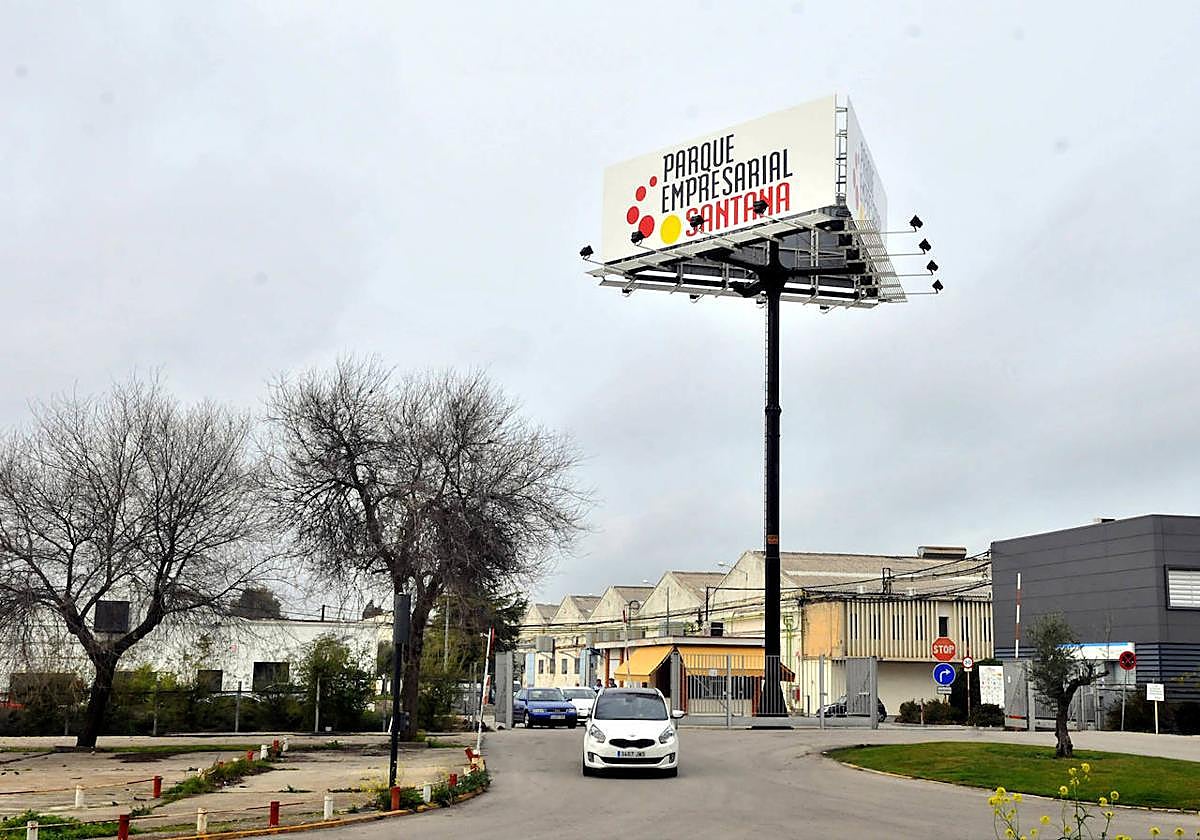 Acceso al Parque Empresarial de Santana