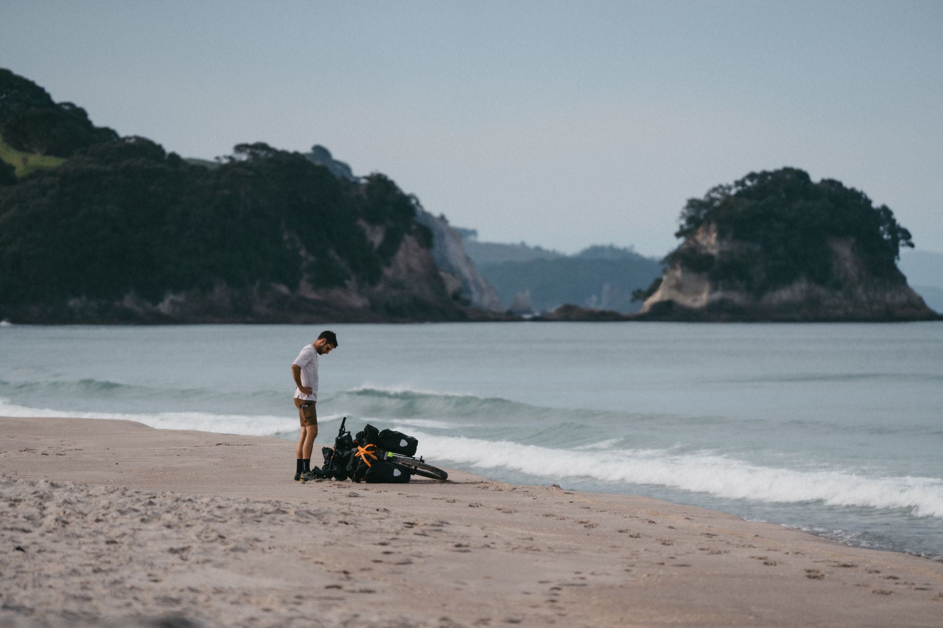 Las espectaculares imágenes del granadino que recorre Nueva Zelanda en bicicleta