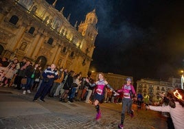 Paso de la prueba ante la Catedral de Jaén en una edición anterior