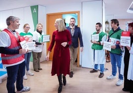 La consejera de Salud tras la rueda de prensa de ayer en Sevilla.