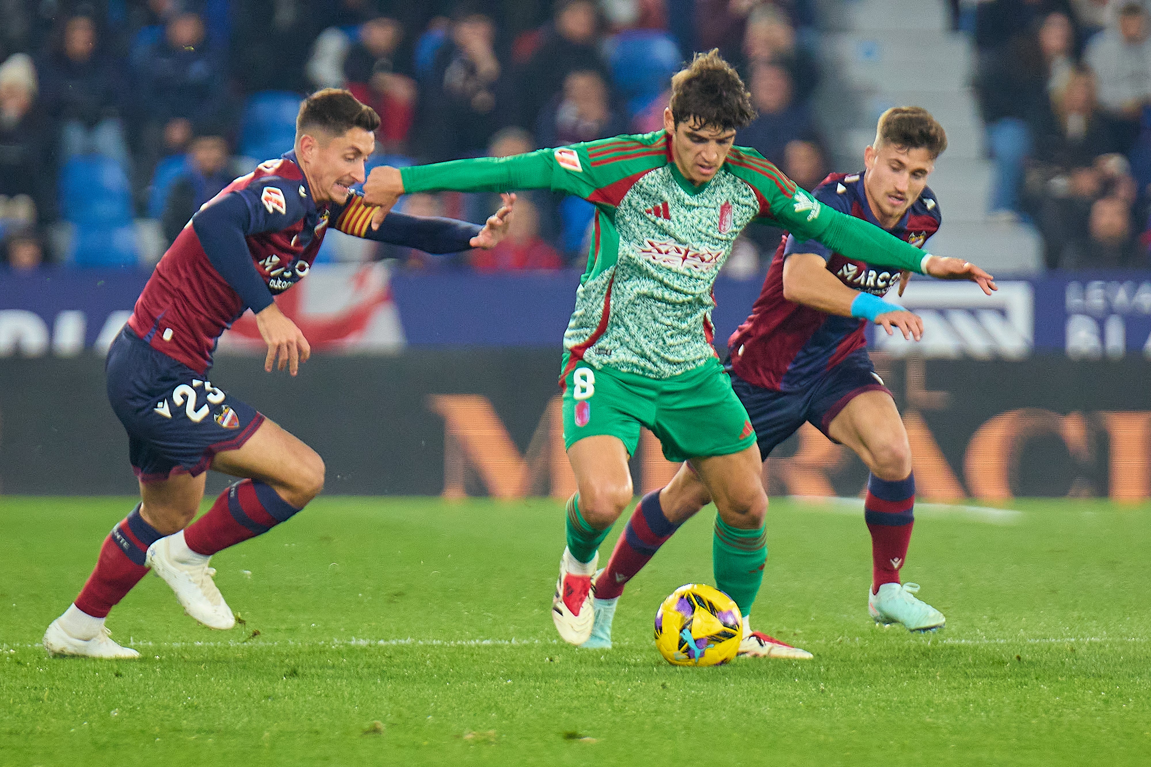 Las mejores imágenes del Granada contra el Levante