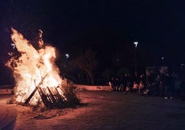 Las mejores imágenes de las lumbres de San Antón en Jaén