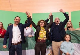 La vicepresidenta primera del Gobierno y aspirante a dirigir el PSOE andaluz, María Jesús Montero, participa en un encuentro con militantes del partido.