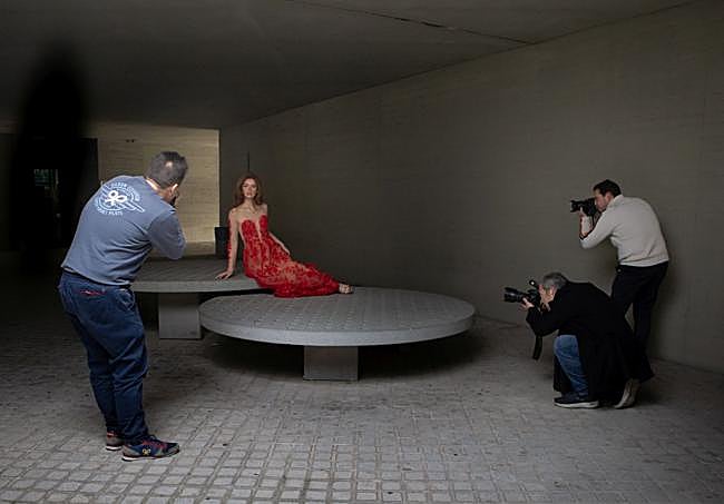 Los fotógrafos disparando durante la sesión del miércoles.