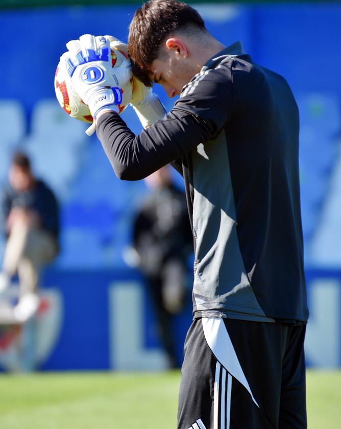 Josan Grasa entrenando en Linarejos tras su llegada