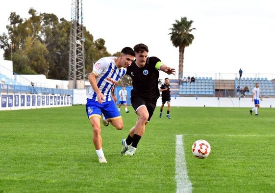 El local Toni y el visitante Carlitos mantuvieron un gran duelo.