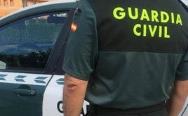 Tres detenidos en Pinos Puente tras interceptarlos con un coche robado