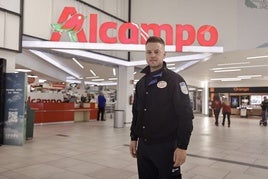 Antonio, jefe del equipo de seguridad, en el supermercado Alcampo donde ocurrió.