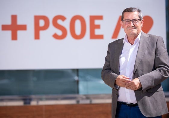 José Entrena.