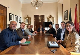 Reunión del Ayuntamiento y CHG, encabezada por Julio Millán y Alejandro Rodríguez