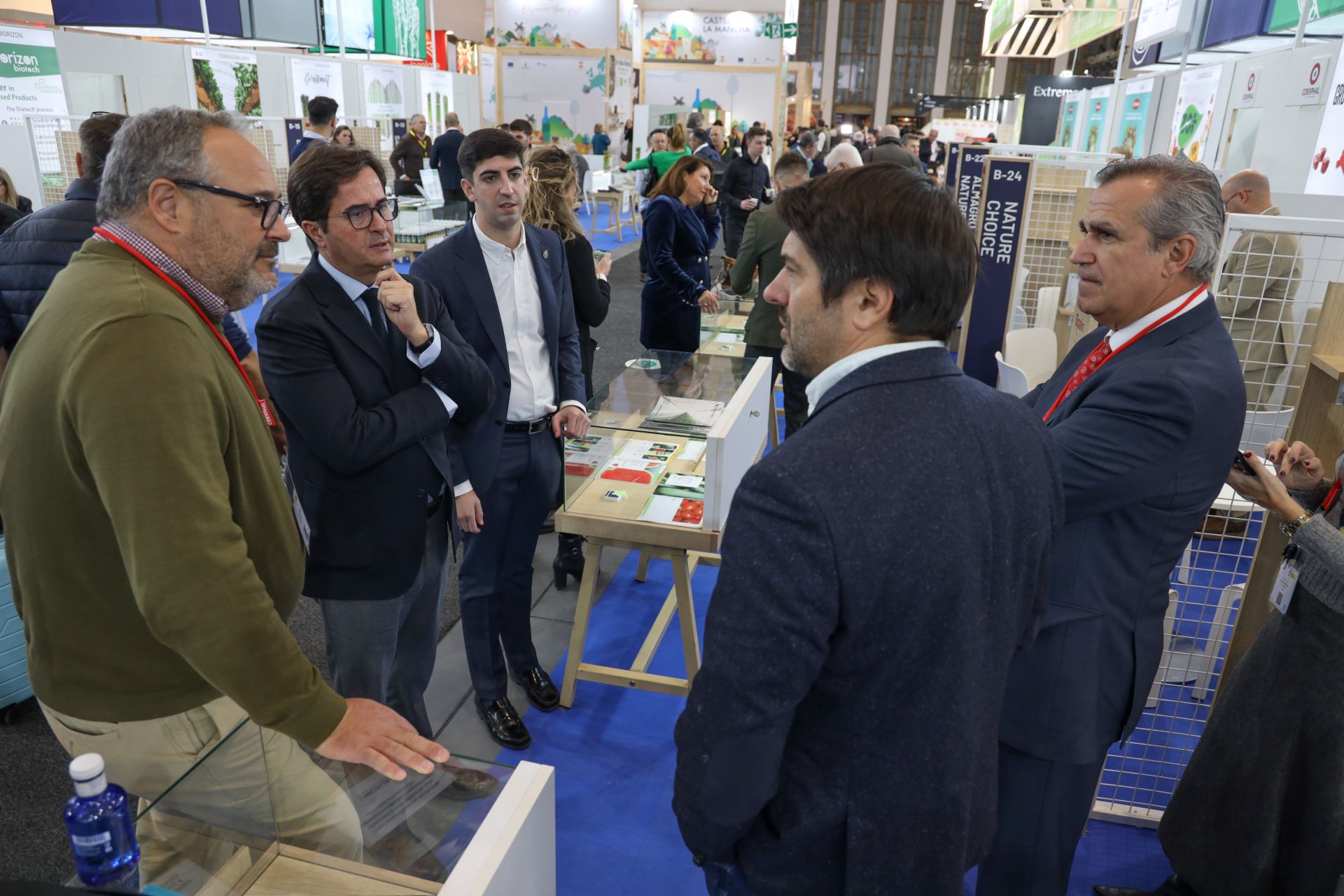 El alcalde de El Ejido durante su visita a Fruit Logistica.