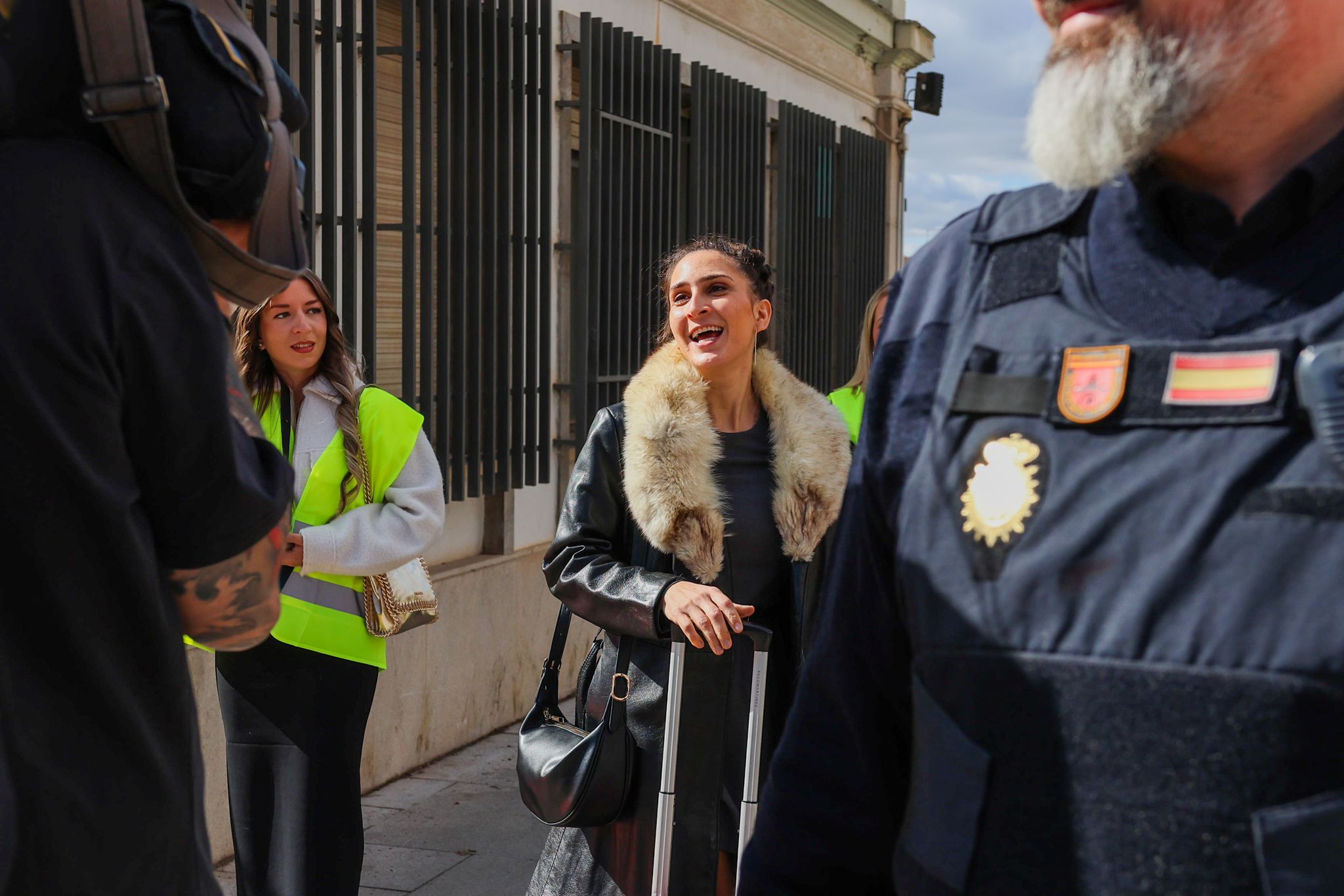 Así ha sido la llegada masiva de famosos a Granada por tierra y aire