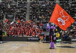 Los peñistas del Covirán resultaron claves en el triunfo sobre Girona, que da al Covirán un interesante 2-0 en caso de empate final.