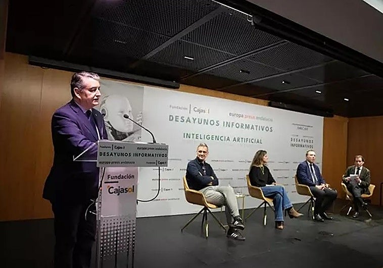 El consejero de la Presidencia, Interior, Diálogo Social y Simplificación Administrativa, Antonio Sanz.