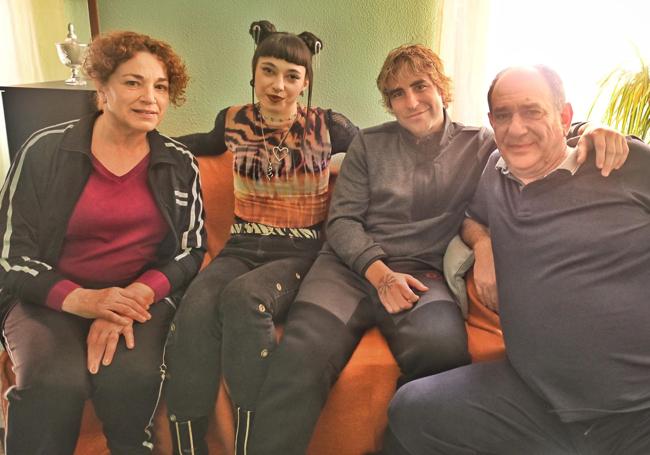 Los protagonistas de 'Cataratas'.