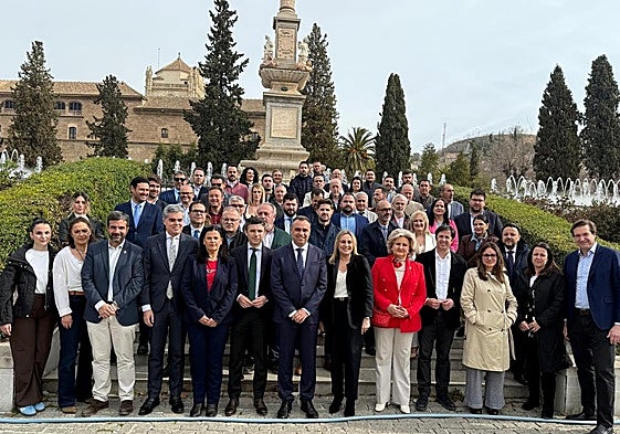 Representantes del PP de ayuntamientos de la provincia.