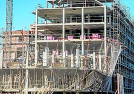 La compraventa de viviendas nuevas cae en Almería a pesar de que el precio es de los más bajos de Andalucía