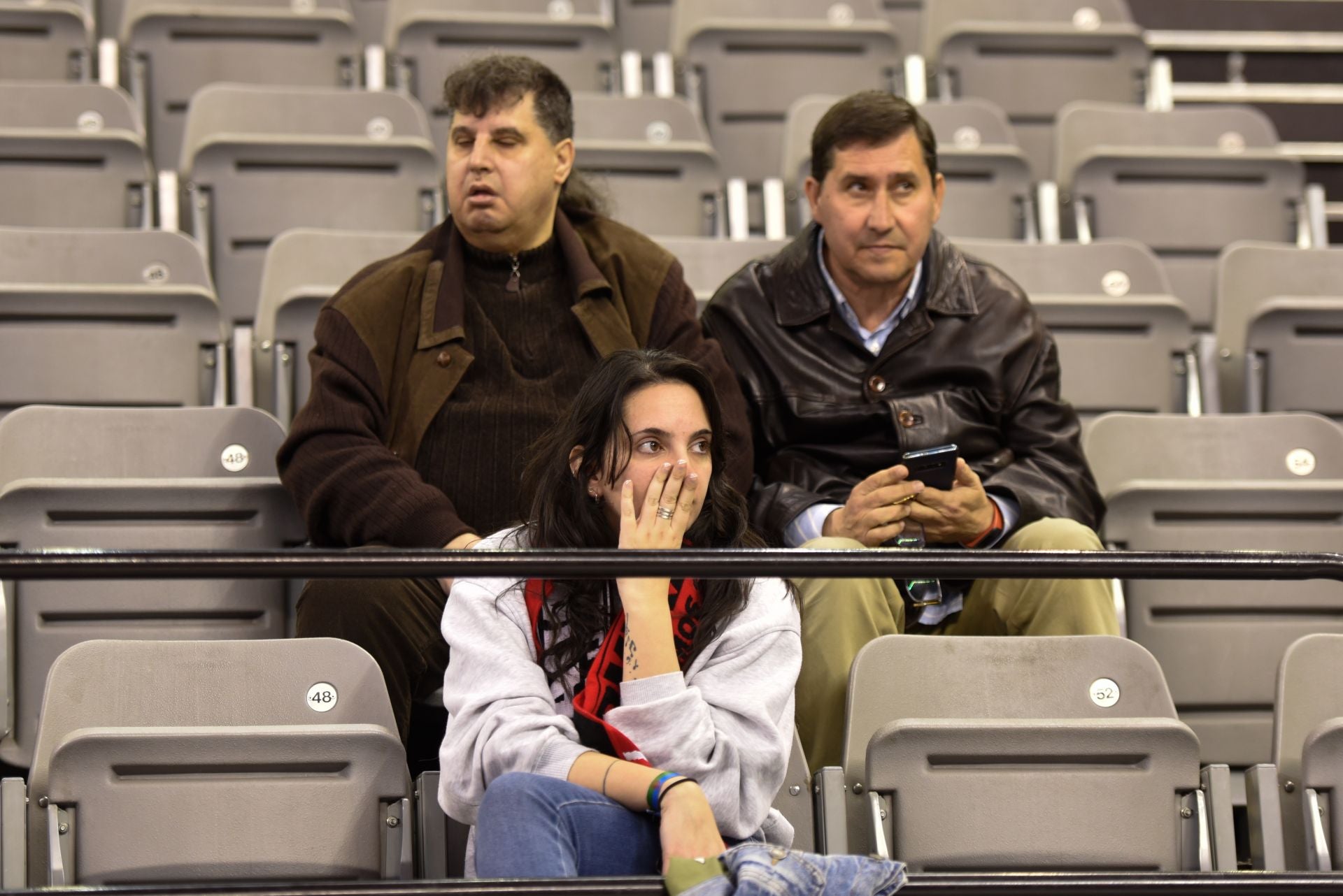 Encuéntrate en la grada del Palacio de Deportes en el Covirán-Murcia