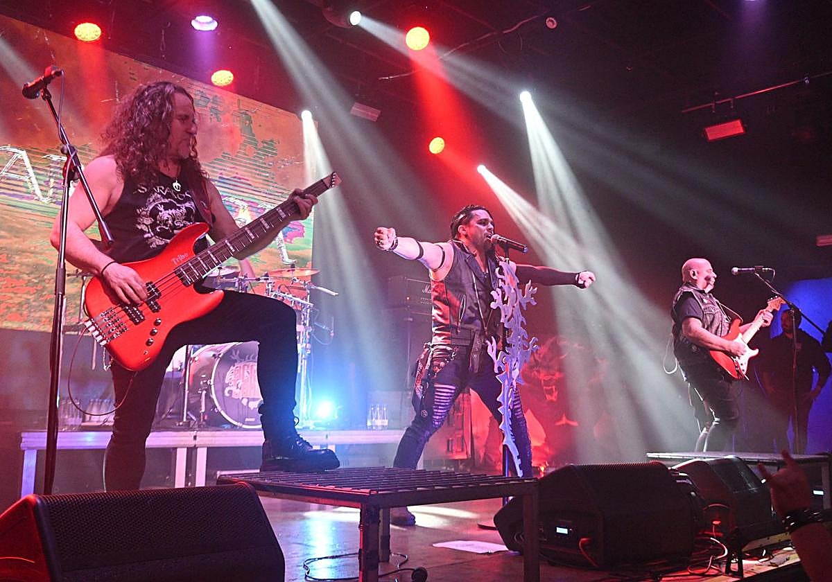 Saratoga en la Tren.