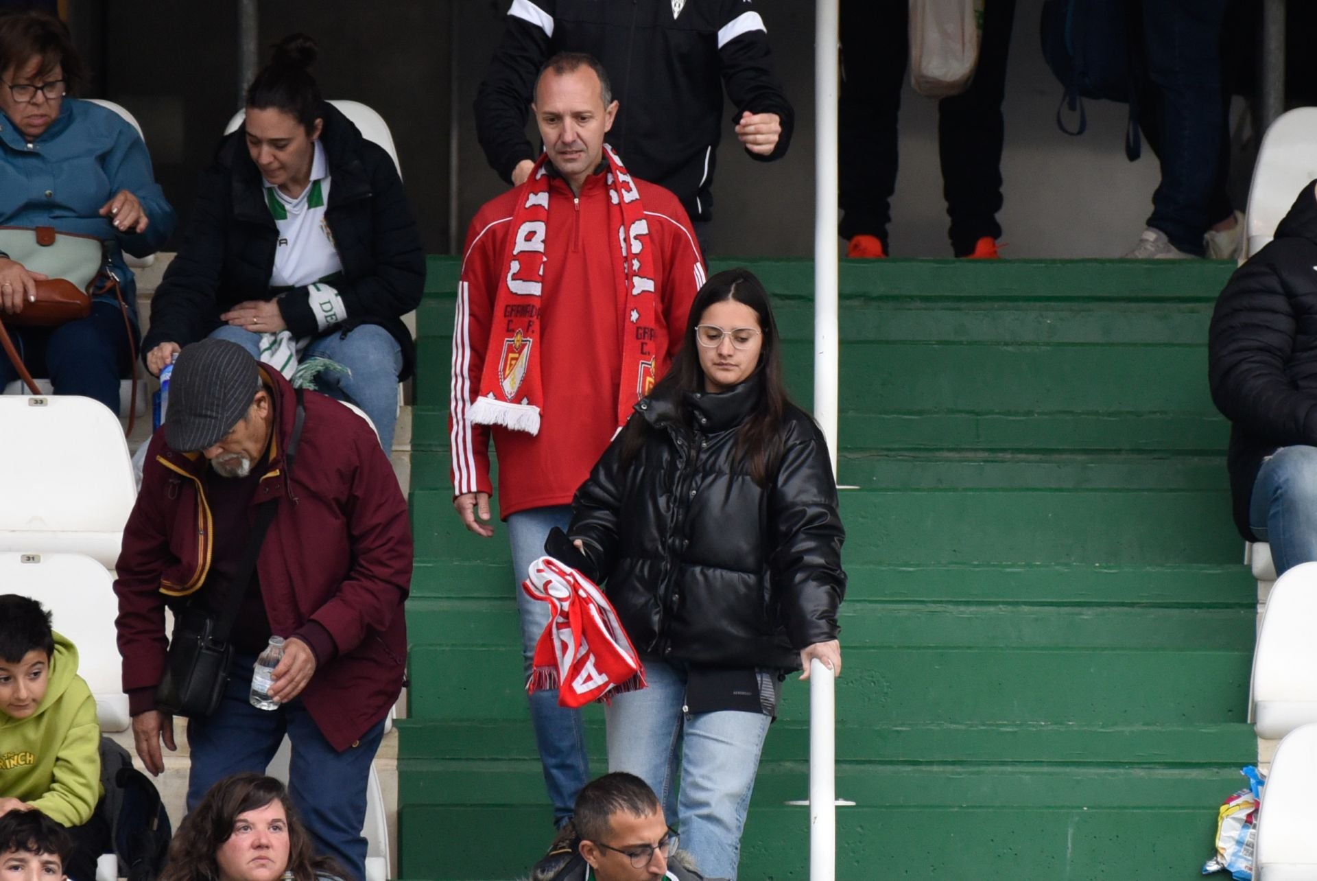 Encuéntrate en las gradas de El Arcángel y en el viaje desde Granada a Córdoba