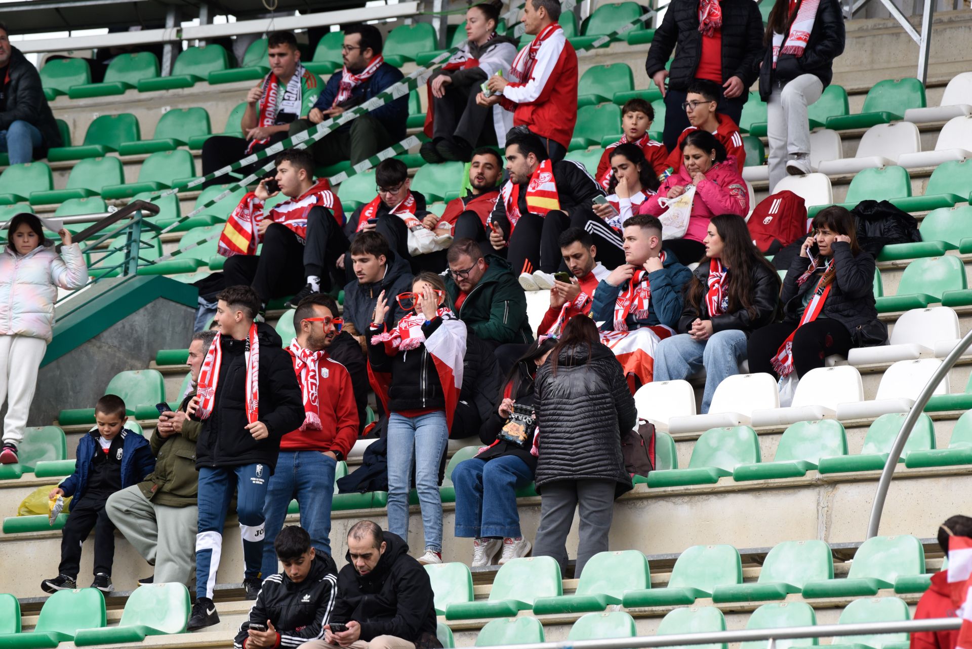 Encuéntrate en las gradas de El Arcángel y en el viaje desde Granada a Córdoba