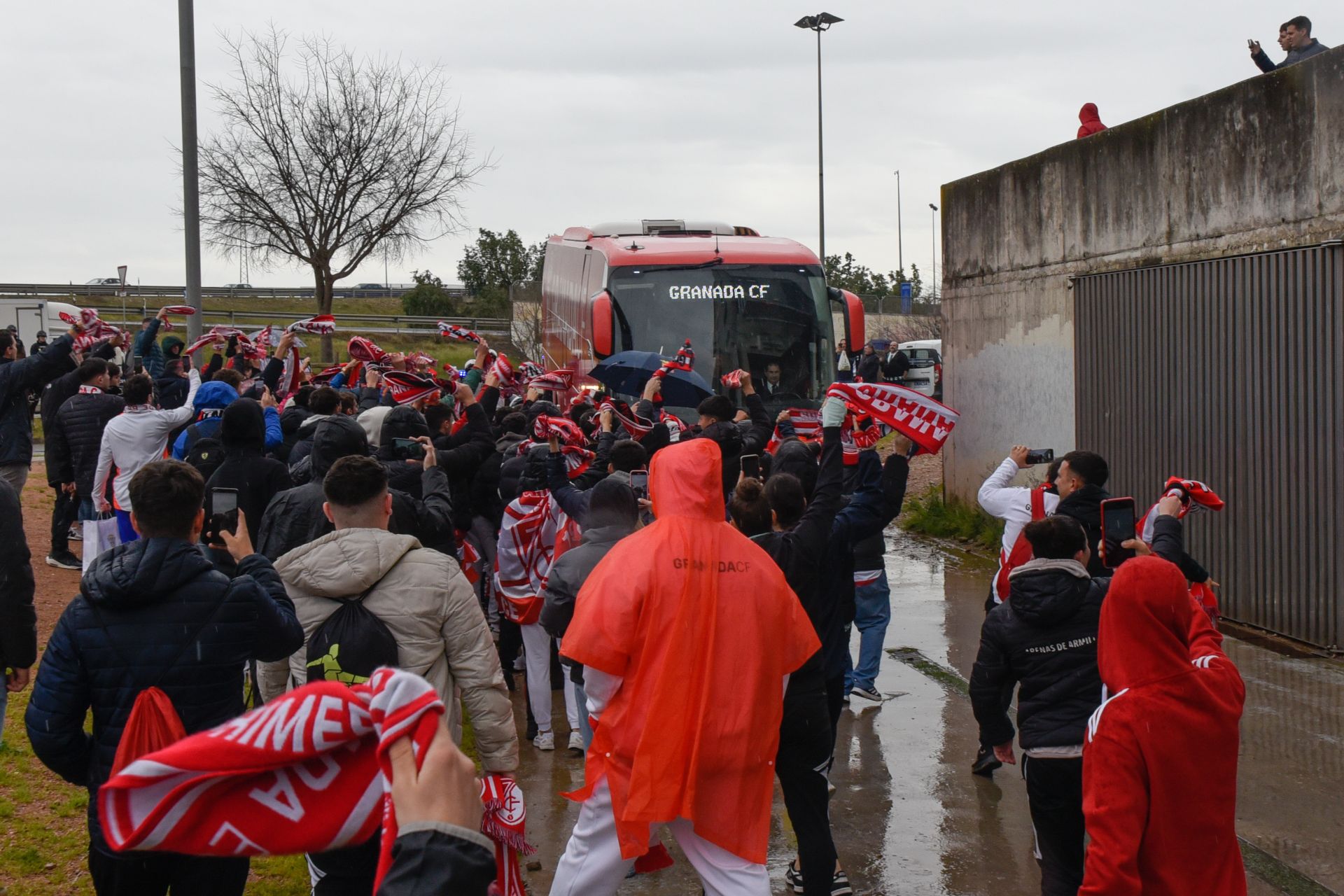 Encuéntrate en las gradas de El Arcángel y en el viaje desde Granada a Córdoba