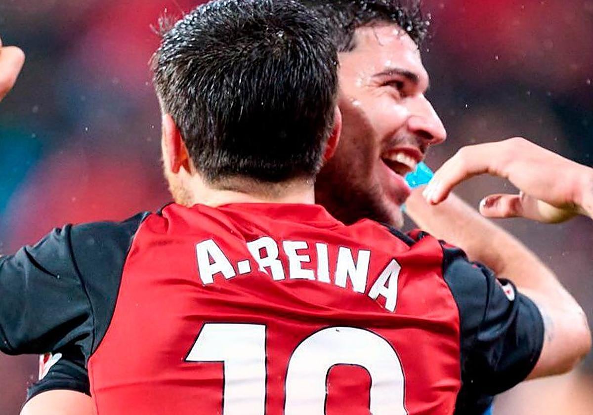 Reina celebra su gol al Tenerife.