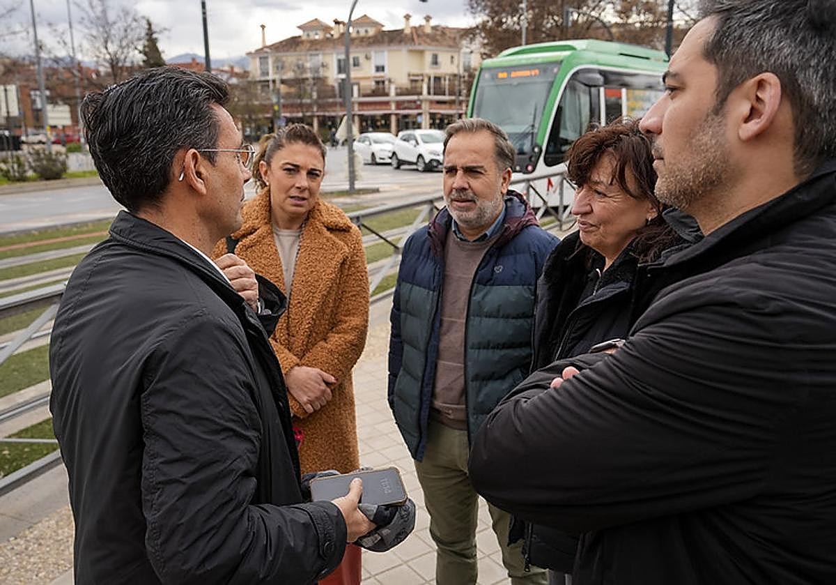 Visita del grupo municipal socialista al metro.