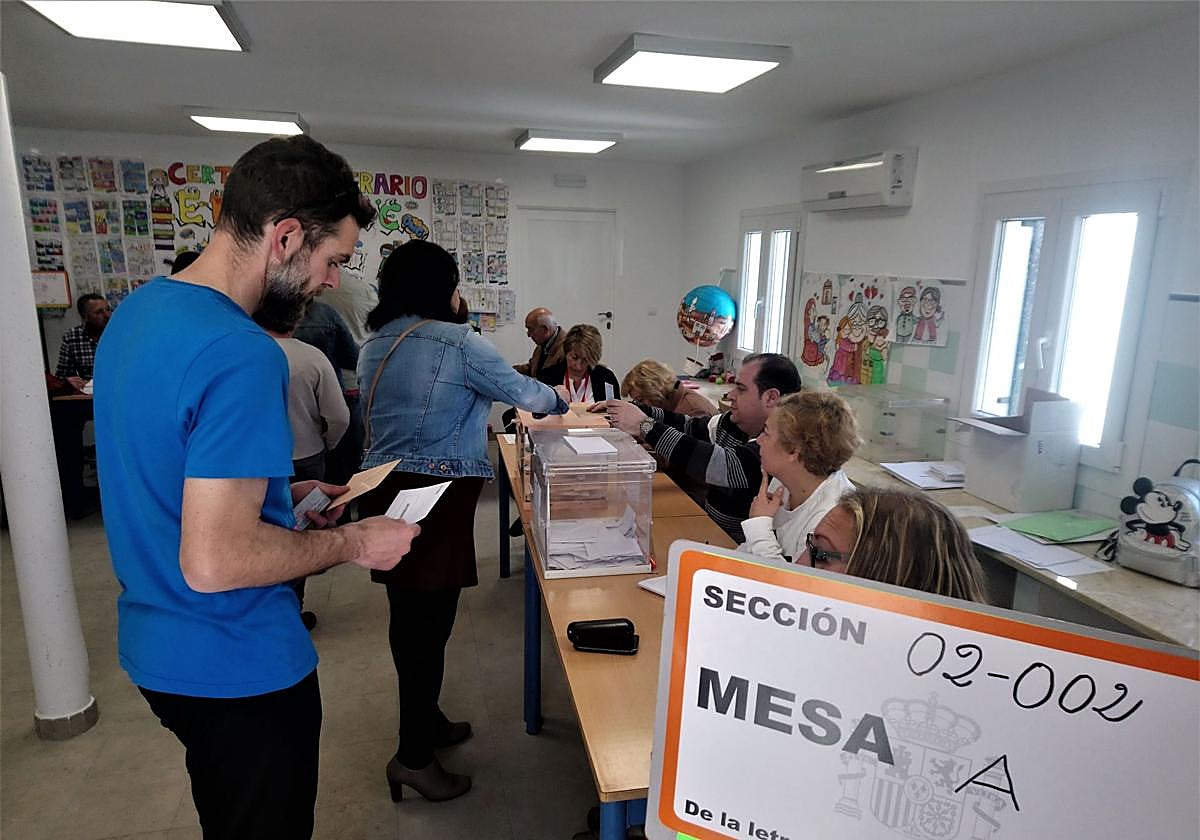 Un juzgado pide información a Vox por los fallos en las papeletas del 28-M en Motril