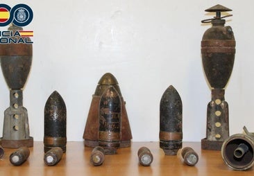 Halla un arsenal de artefactos de la Guerra Civil por explotar cuando limpiaba su tienda en Granada