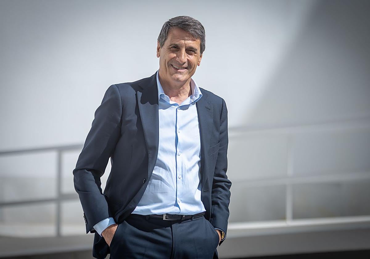 Pedro Fernández, nuevo secretario general del PSOE de Granada.