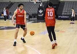 Giorgi Bezhanishvili realiza su primer entrenamiento en grupo con el Covirán.
