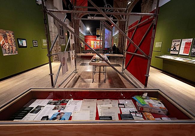 De lo grande a lo pequeño, todo tiene hueco en la exposición.