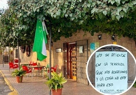 La fachada del bar con el cartel colgado en la puerta.