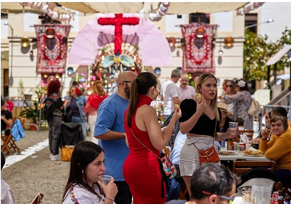 Las cruces de 2024 se alargaron hasta las doce de la noche.